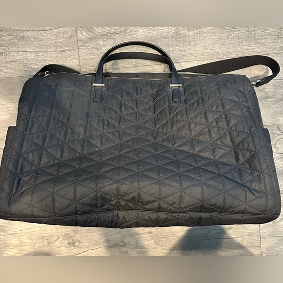 Like new Kate spade Wilson road Carmella quilted black nylon travel bag - Picture 13 of 14